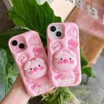 قاب سیلیکونی خوک صورتی مدل Pink Piggy با پاپ سوکت استندشو مناسب برای گوشی موبایل اپل آیفون Apple iPhone 11 / 11 Pro Max / 12 / 12 Pro / 12 Pro Max / 13 / 13 Pro / 13 Pro Max / 14 / 14 Pro / 14 Pro Max / 15 / 15 Pro / 15 Pro Max / 16 / 16 Pro / 16 Pro Max